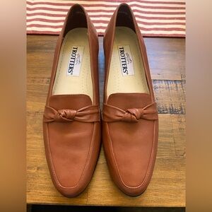 Trotters Slip-On Women’s Shoes